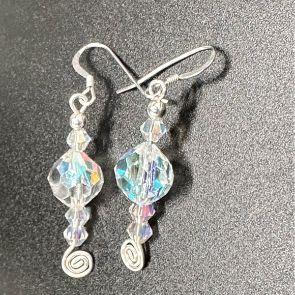 Bespoke Vintage Crystal Beaded Earrings
Handmade by Shanstone Jewelry!! - Picture 3 of 6